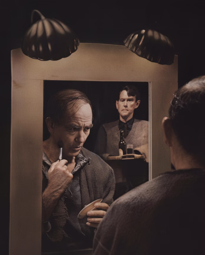 The-Dresser-1983-OIO.LK